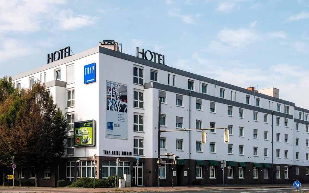 Tryp By Wyndham Bremen Airport Hotel Екстериор снимка